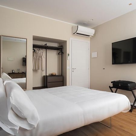 Attico 37 - Comfort Room Con Terrazza Privata Palermo Luaran gambar